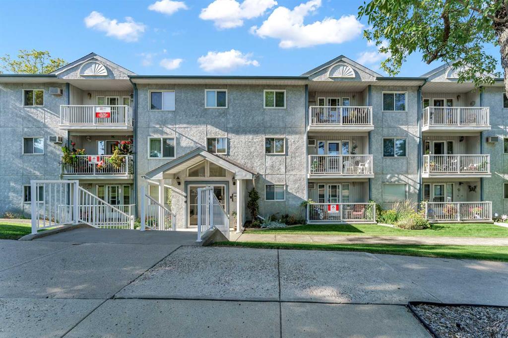 Picture of 304, 252 4 Street SE, Medicine Hat Real Estate Listing