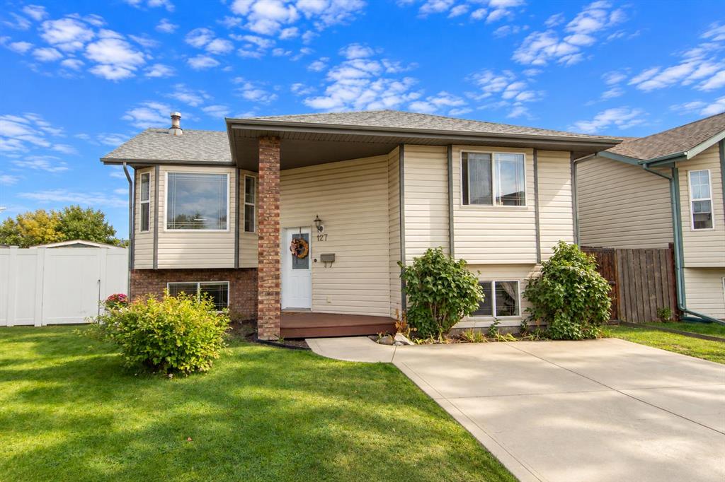 Picture of 127 Dolan Close , Red Deer Real Estate Listing