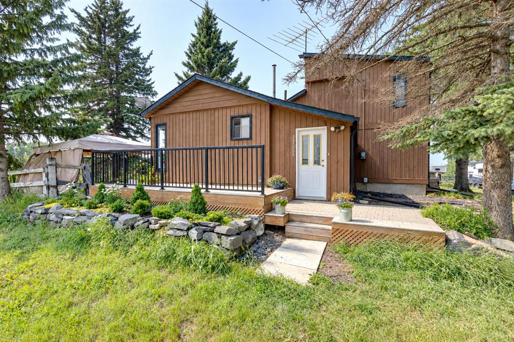 Picture of 242005 209 Street W, Rural Foothills County Real Estate Listing