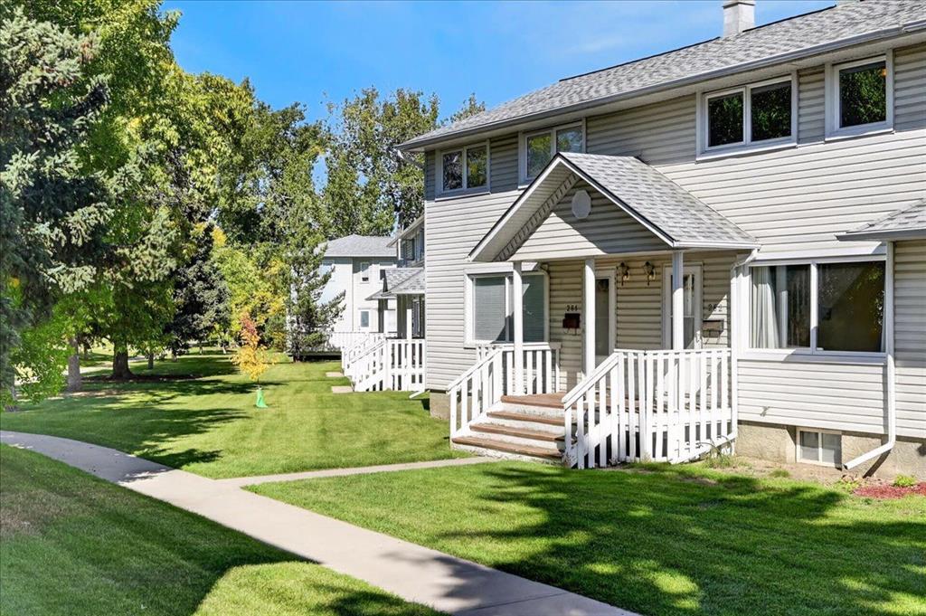 Picture of 262 Killarney Glen Court SW, Calgary Real Estate Listing