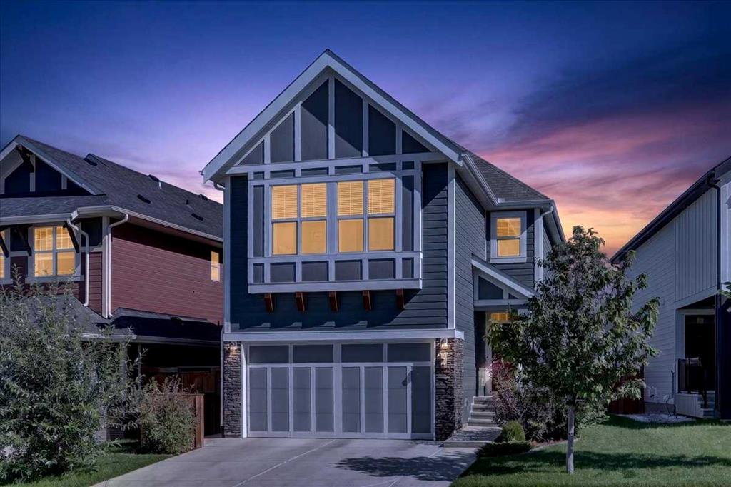 Picture of 44 Magnolia Heights SE, Calgary Real Estate Listing
