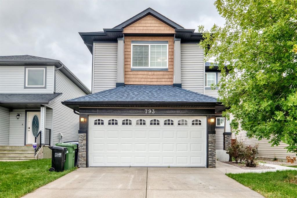 Picture of 793 Luxstone Landing , Airdrie Real Estate Listing