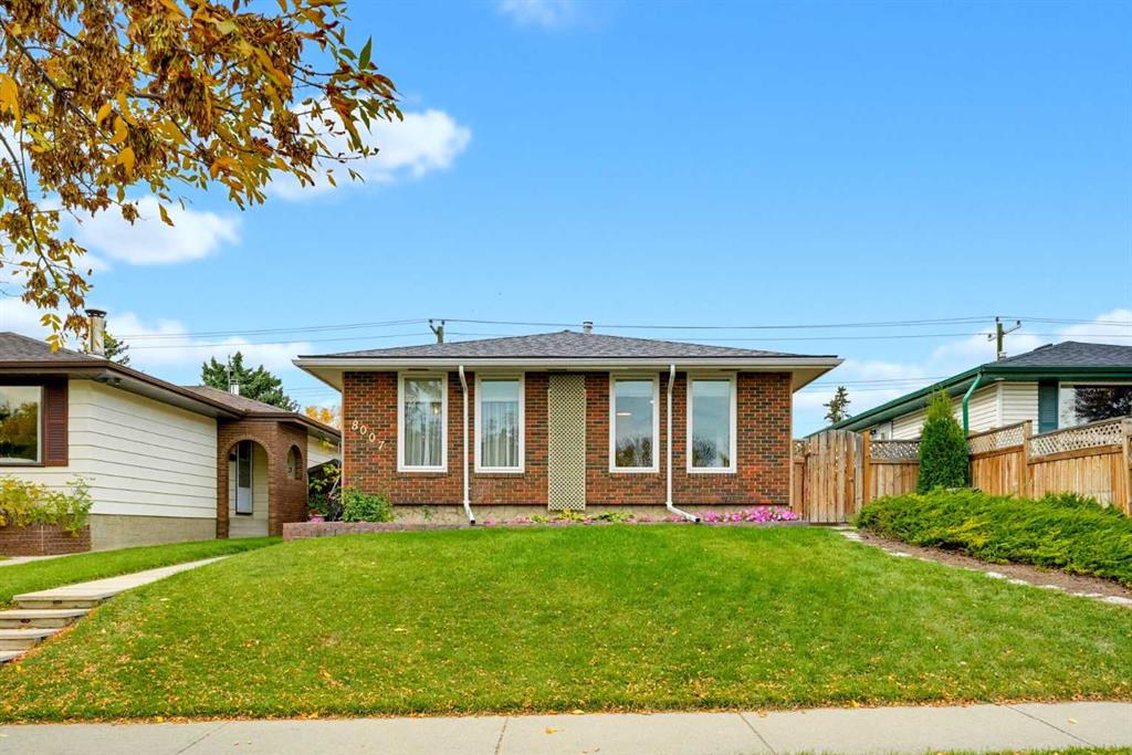 Picture of 8007 Huntington Street NE, Calgary Real Estate Listing