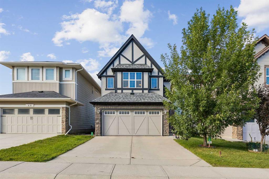 Picture of 36 Sage Berry Link NW, Calgary Real Estate Listing