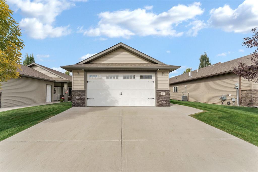 Picture of 24 Wheatland Drive SE, Medicine Hat Real Estate Listing