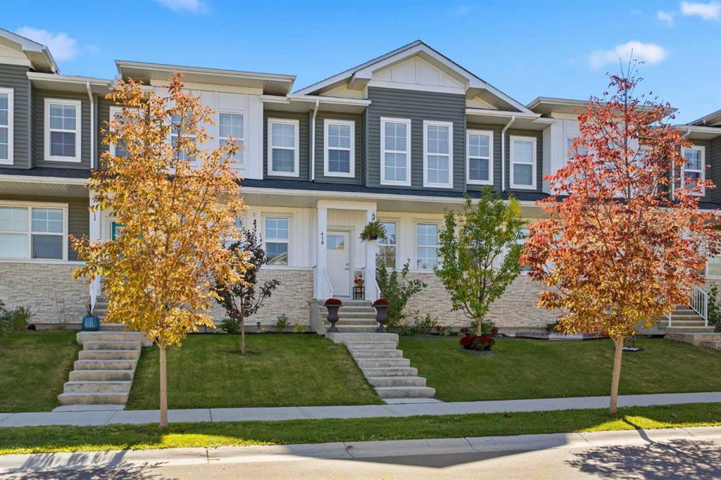 Picture of 416 West Lakeview Drive , Chestermere Real Estate Listing