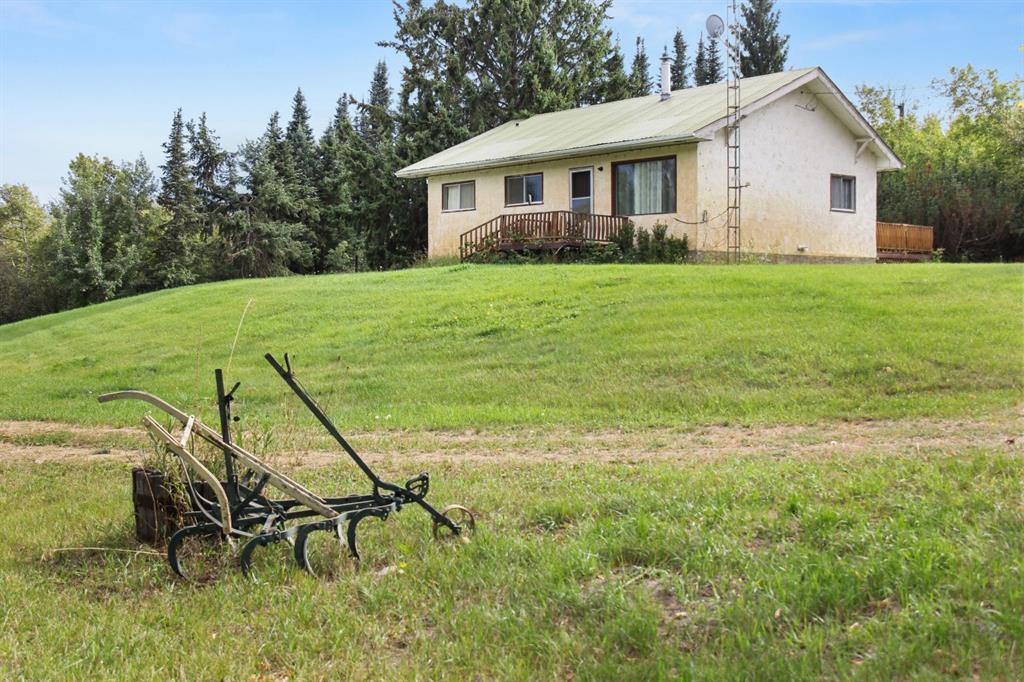 Picture of 10111 HWY 13  , Rural Flagstaff County Real Estate Listing