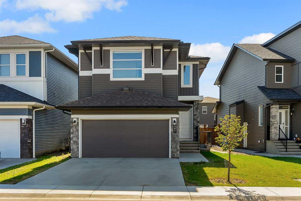 Picture of 31 Corner Meadows Grove NE, Calgary Real Estate Listing