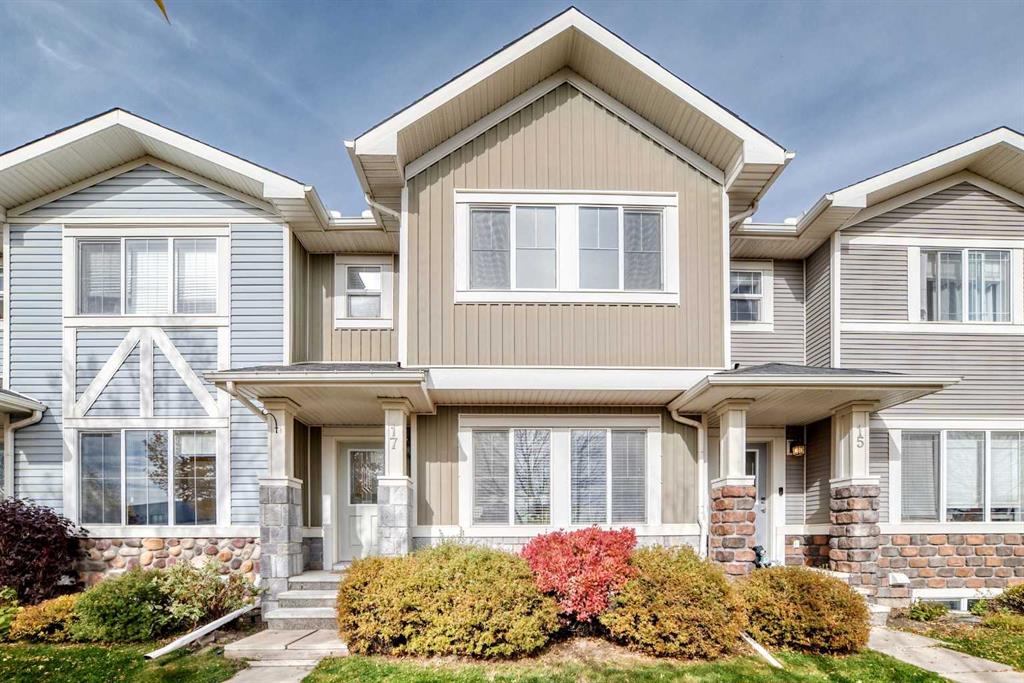 Picture of 17 Kings Heights Drive SE, Airdrie Real Estate Listing