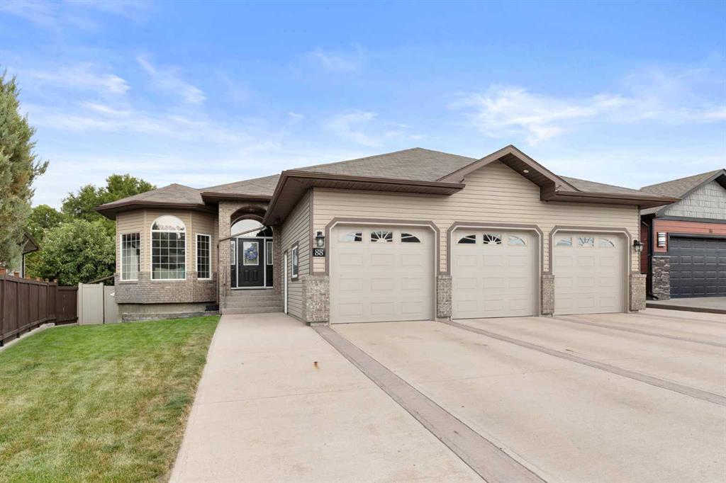 Picture of 88 Greenwood Court SW, Medicine Hat Real Estate Listing