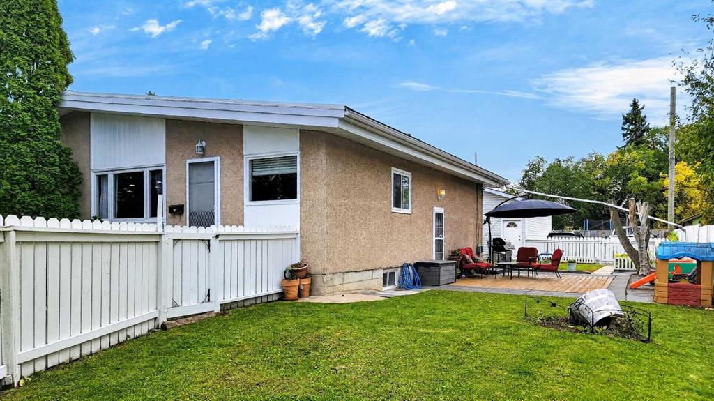 Picture of 9908 86 Park Avenue , Grande Prairie Real Estate Listing