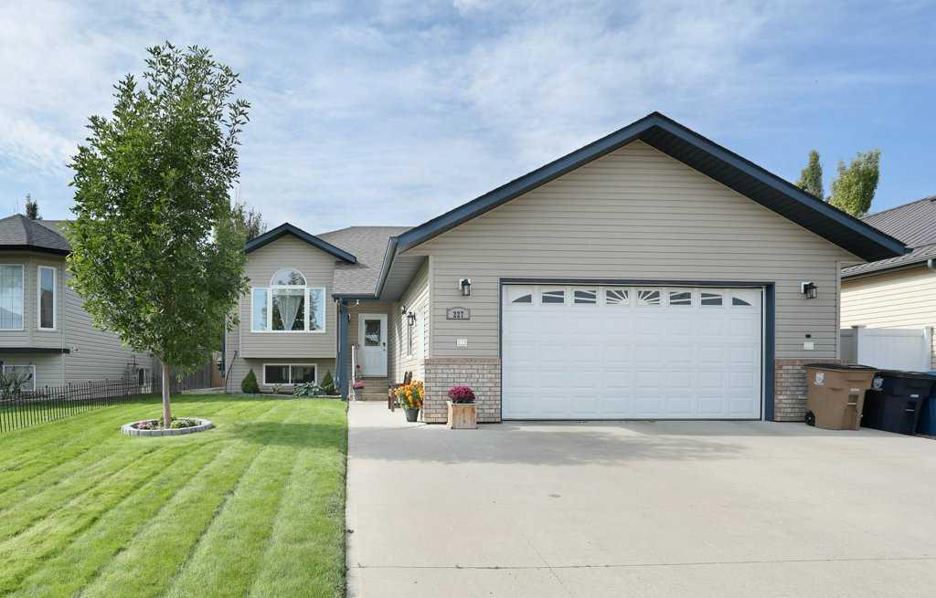 Picture of 227 Meadowbrook Drive , Brooks Real Estate Listing
