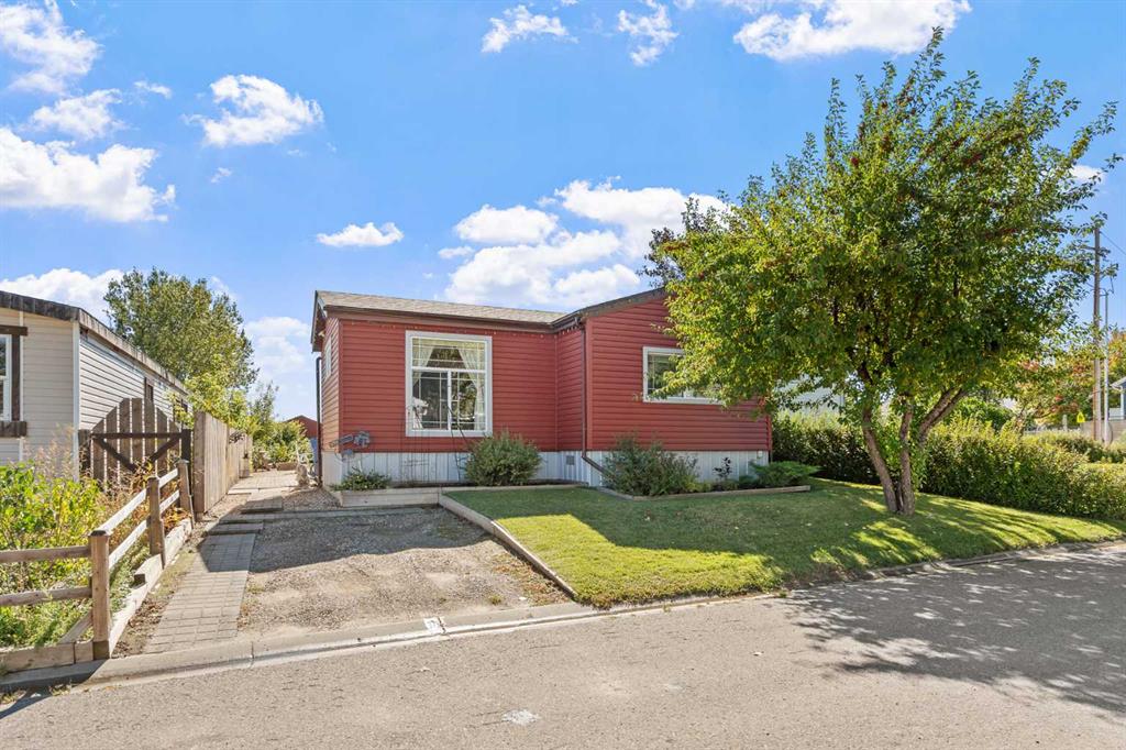 Picture of 3 Westmount Drive , Cayley Real Estate Listing