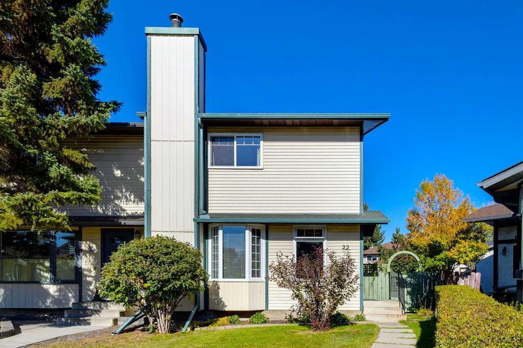 Picture of 22 Deermeade Bay SE, Calgary Real Estate Listing