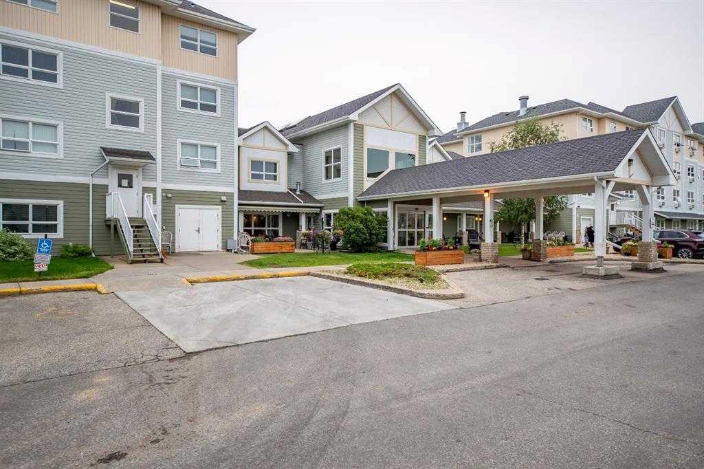 Picture of 228, 10402 111 Street , Grande Prairie Real Estate Listing