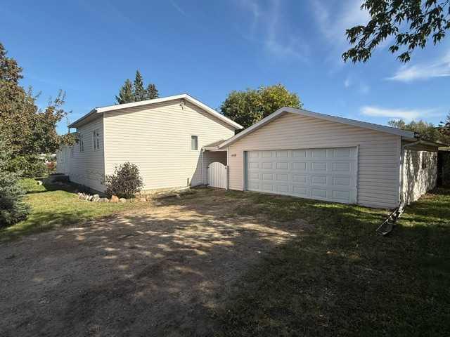 Picture of 11137 92 Street , Peace River Real Estate Listing