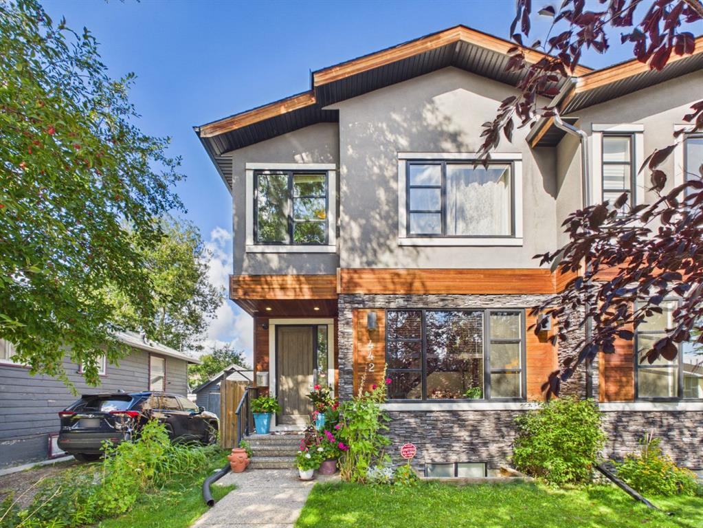Picture of 442 23 Avenue NE, Calgary Real Estate Listing