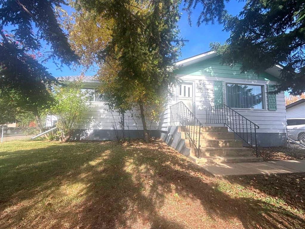 Picture of 5307 45 Avenue  , Athabasca Real Estate Listing