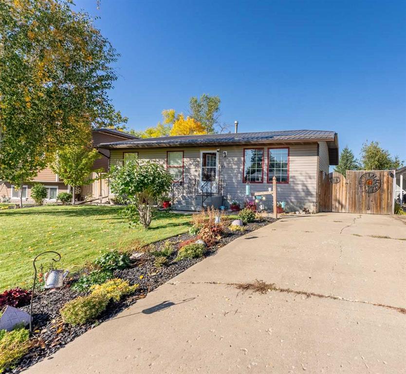 Picture of 43 Ash Street W, Brooks Real Estate Listing