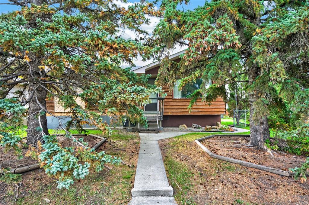 Picture of 3723 Bow Anne Road NW, Calgary Real Estate Listing