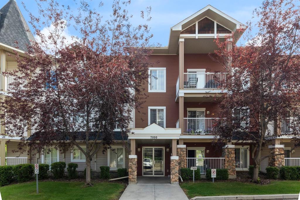 Picture of 7201, 70 Panamount Drive NW, Calgary Real Estate Listing