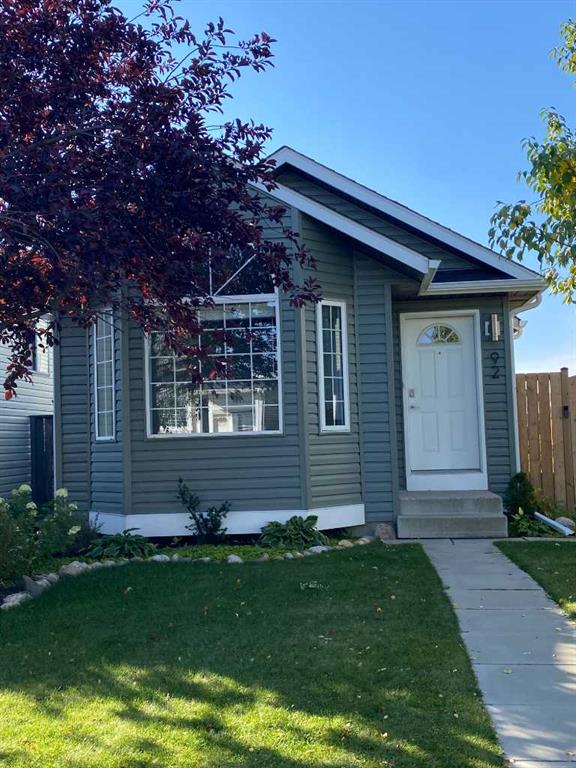 Picture of 92 Covington Court NE, Calgary Real Estate Listing