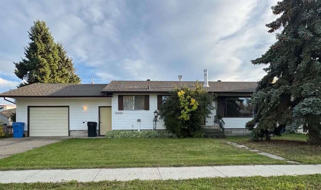 Picture of 11221 102 Avenue , Fairview Real Estate Listing
