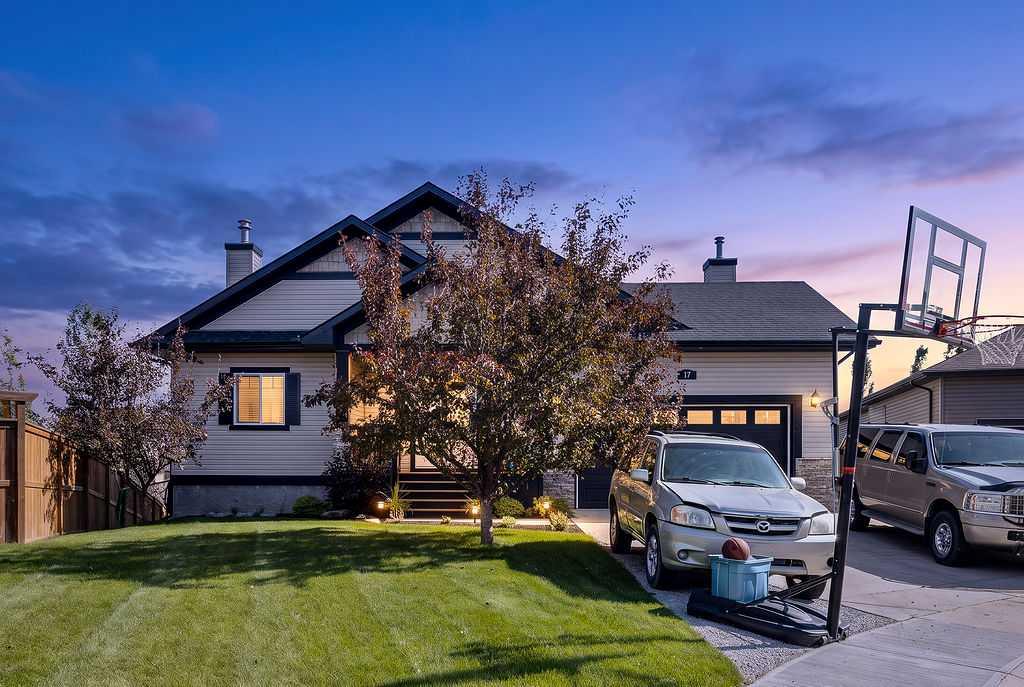 Picture of 17 Dain Place NW, Langdon Real Estate Listing