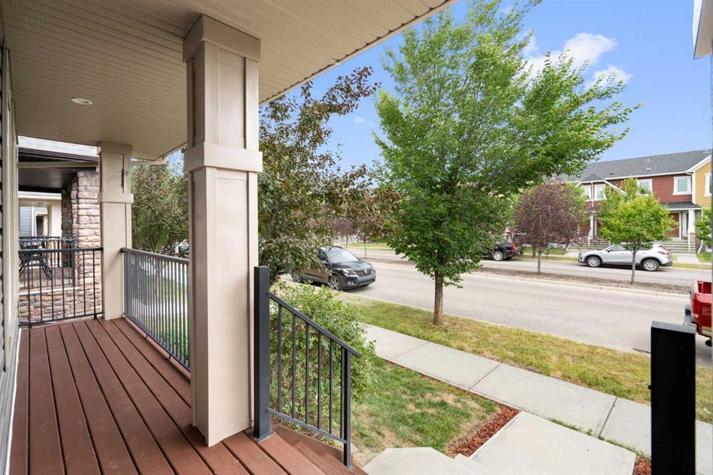 Picture of 2449 Ravenswood View SE, Airdrie Real Estate Listing