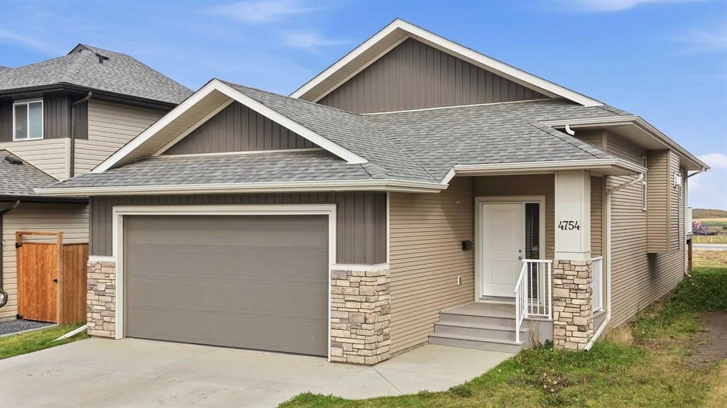 Picture of 4754 Aspen Lakes Boulevard , Blackfalds Real Estate Listing