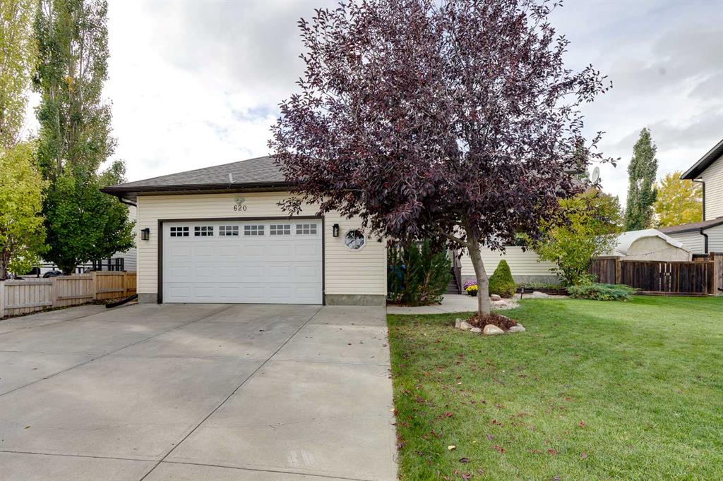 Picture of 620 Pioneer Drive , Irricana Real Estate Listing