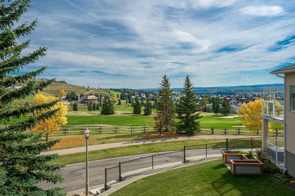 Picture of 10 Eagleview Heights , Cochrane Real Estate Listing