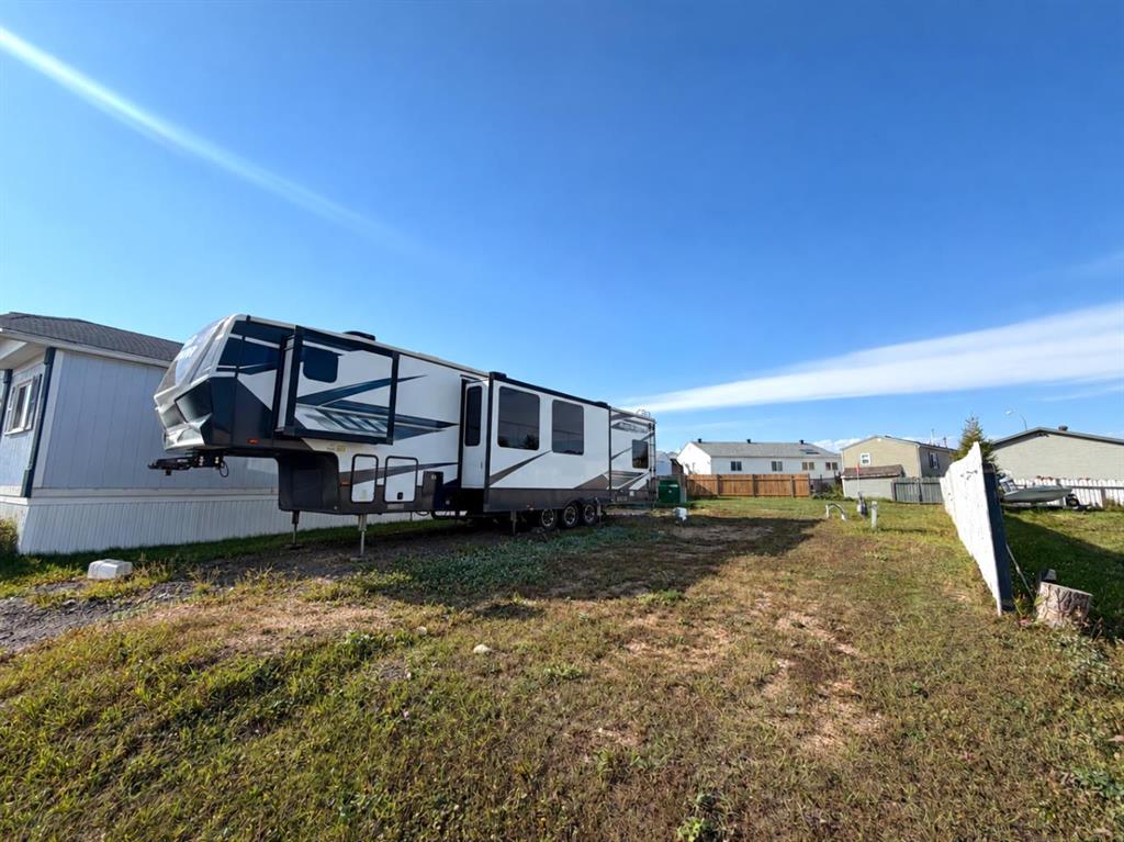 Picture of 176 Greenwich Lane , Fort McMurray Real Estate Listing