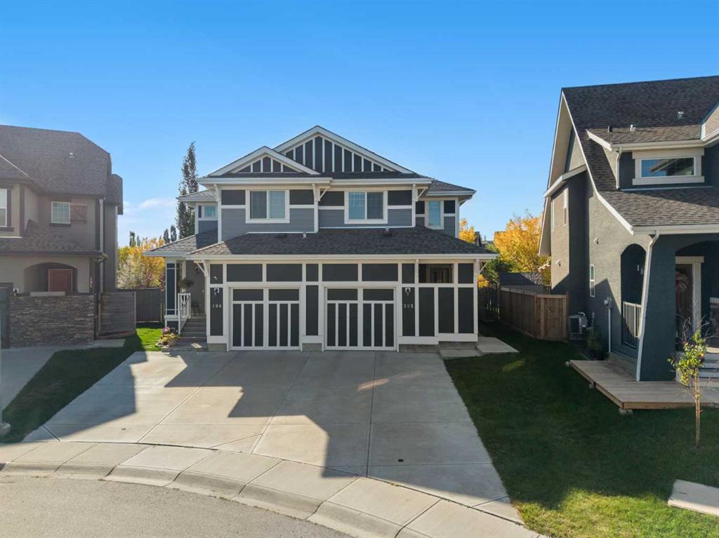 Picture of 203 Mahogany Grove SE, Calgary Real Estate Listing