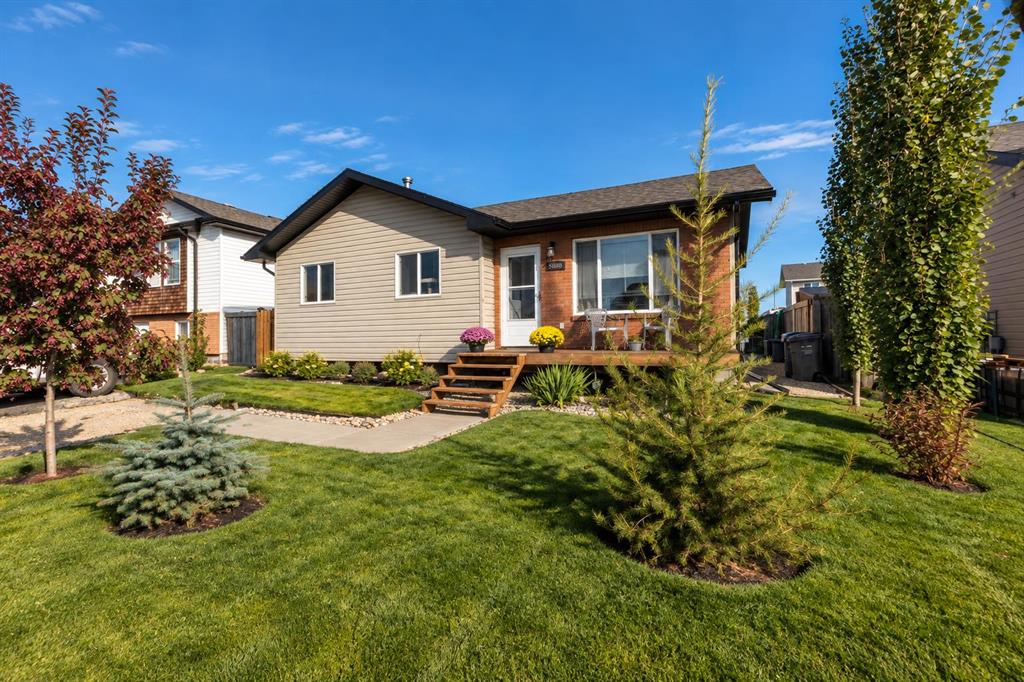 Picture of 9328 98 Avenue , Wembley Real Estate Listing