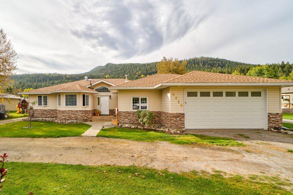 Picture of 6018 16 Avenue , Coleman Real Estate Listing