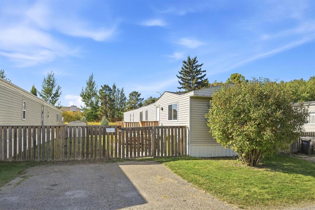 Picture of 75, 5344 76 Street , Red Deer Real Estate Listing