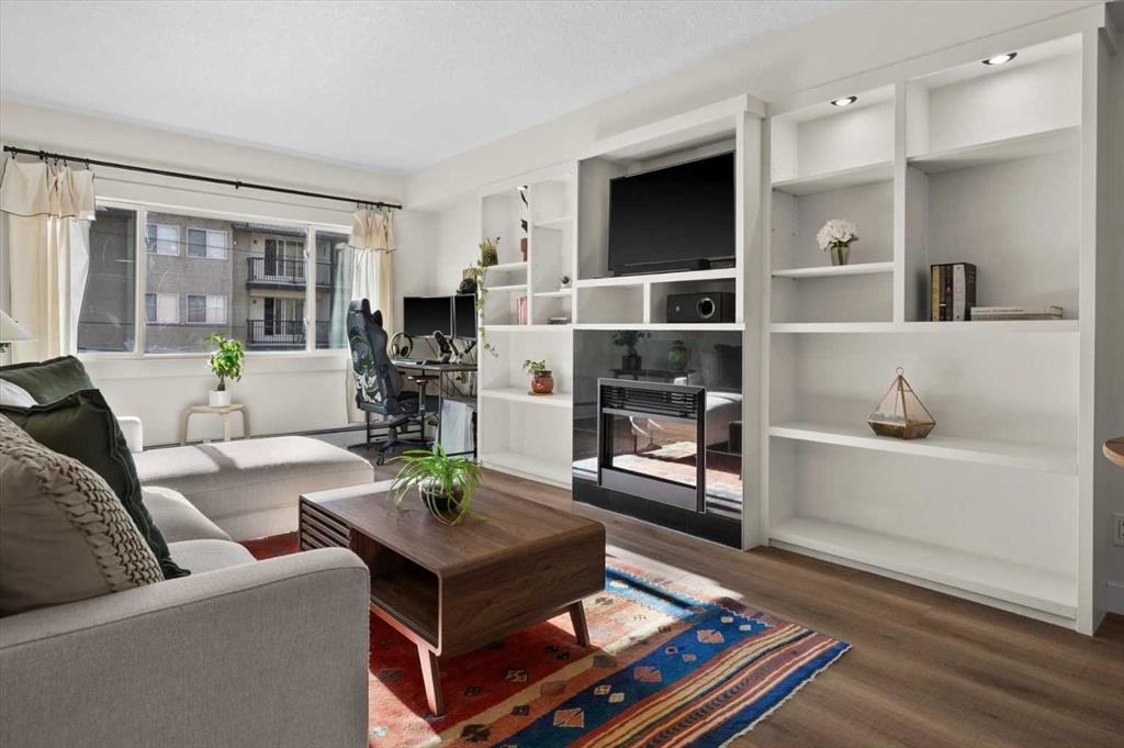 Picture of 308, 728 3 Avenue NW, Calgary Real Estate Listing
