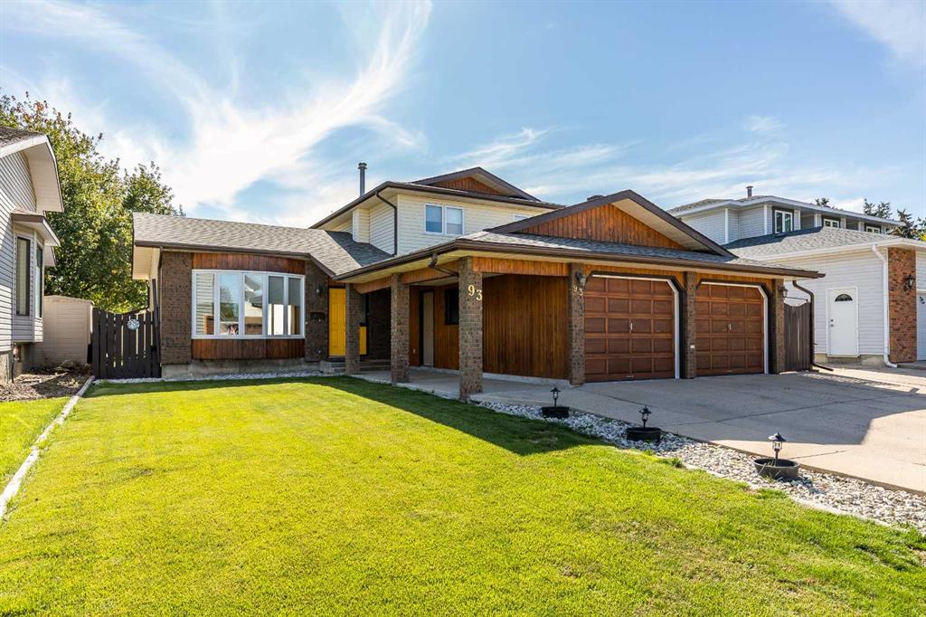 Picture of 93 Shaw Crescent SE, Medicine Hat Real Estate Listing