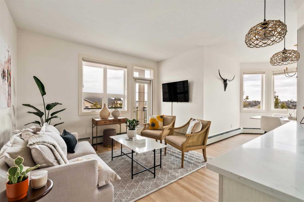 Picture of 457, 26 Val Gardena View SW, Calgary Real Estate Listing