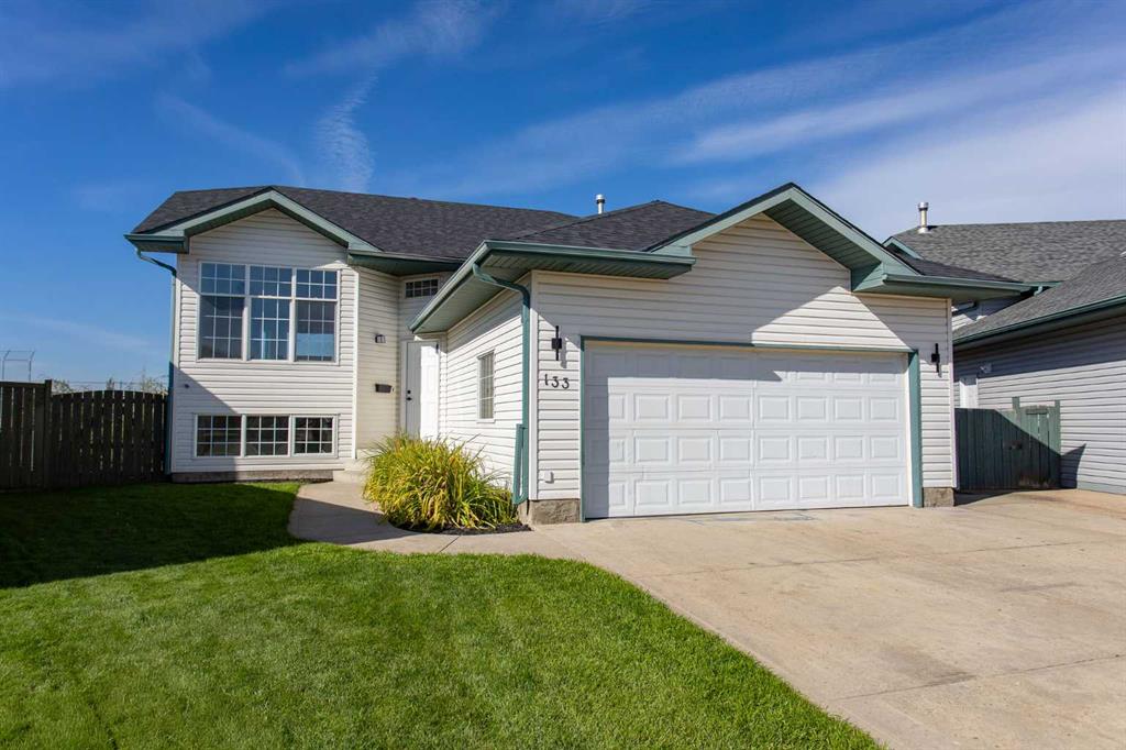 Picture of 133 Wellington Close , Blackfalds Real Estate Listing