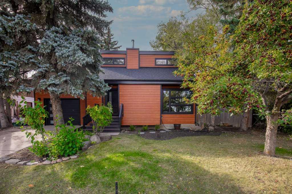 Picture of 130 Westview Drive , Sylvan Lake Real Estate Listing