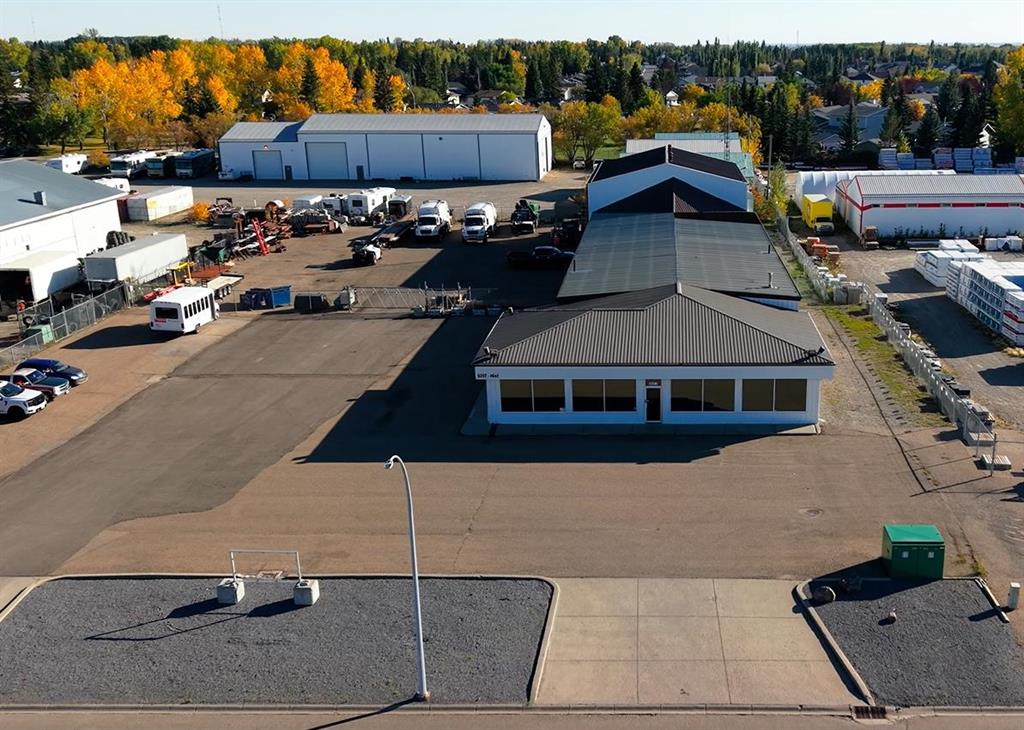 Picture of 6207 46 Street , Olds Real Estate Listing