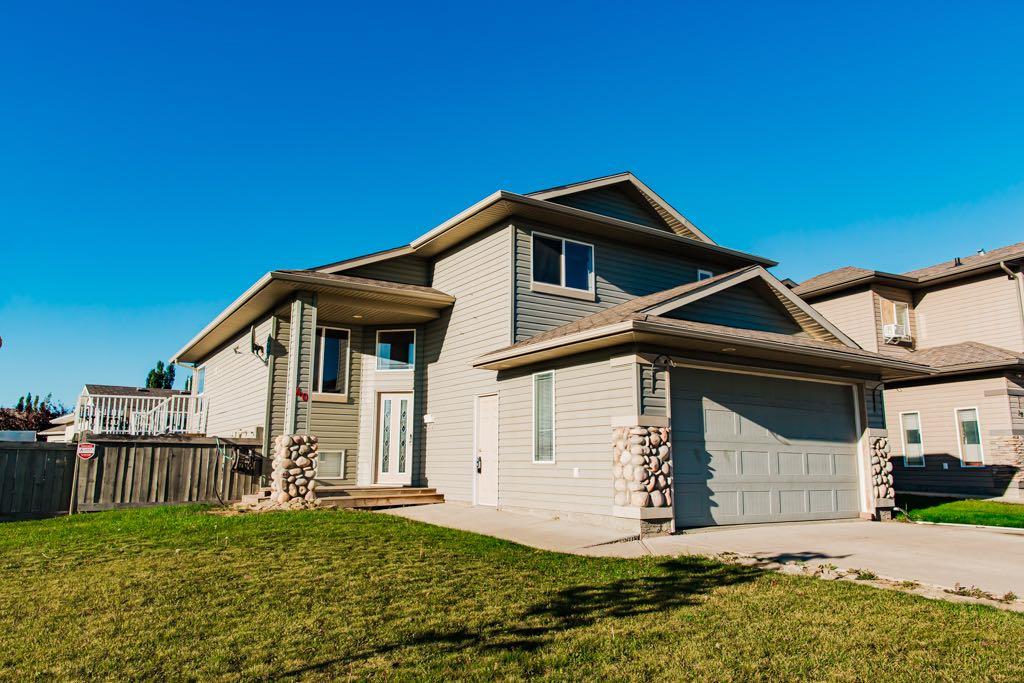 Picture of 40 Pinnacle Lake Drive , Grande Prairie Real Estate Listing