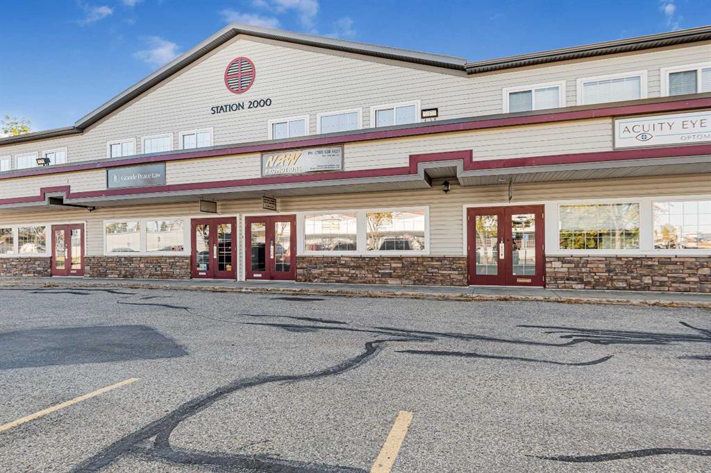 Picture of 107, 9856 97 Avenue , Grande Prairie Real Estate Listing