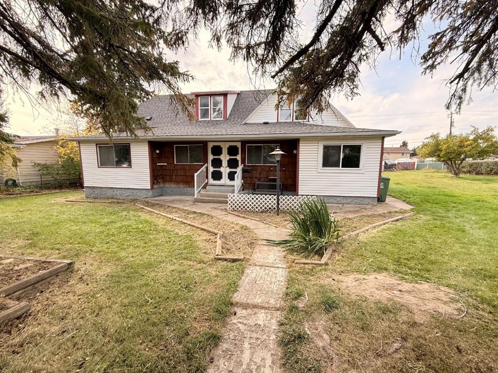 Picture of 5116 53 Street , Rocky Mountain House Real Estate Listing