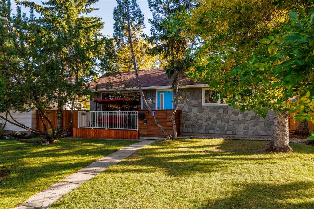 Picture of 4711 26 Avenue SW, Calgary Real Estate Listing