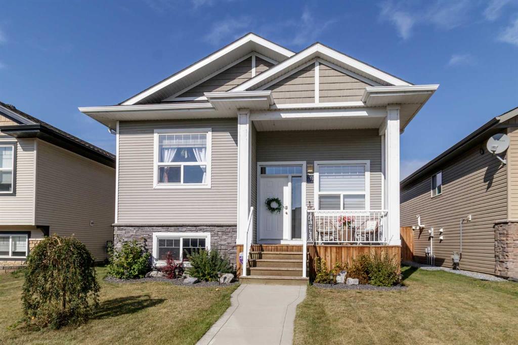 Picture of 20 Radcliff Way  , Sylvan Lake Real Estate Listing