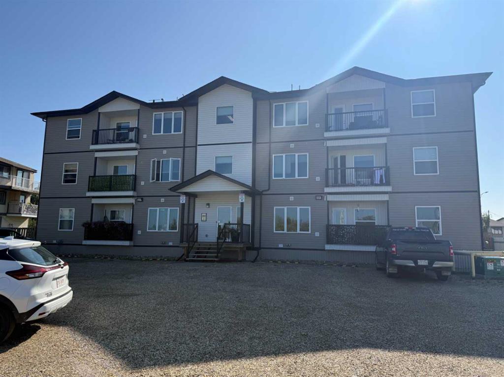 Picture of 204, 5300 45 Avenue , Grimshaw Real Estate Listing