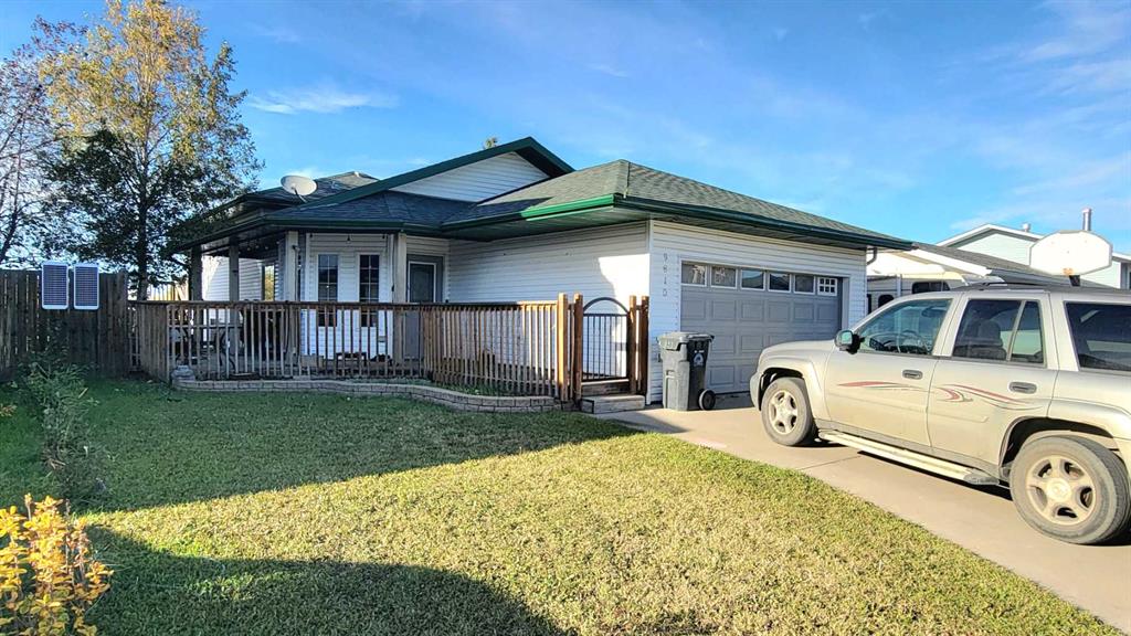 Picture of 9810 102 Avenue , Sexsmith Real Estate Listing